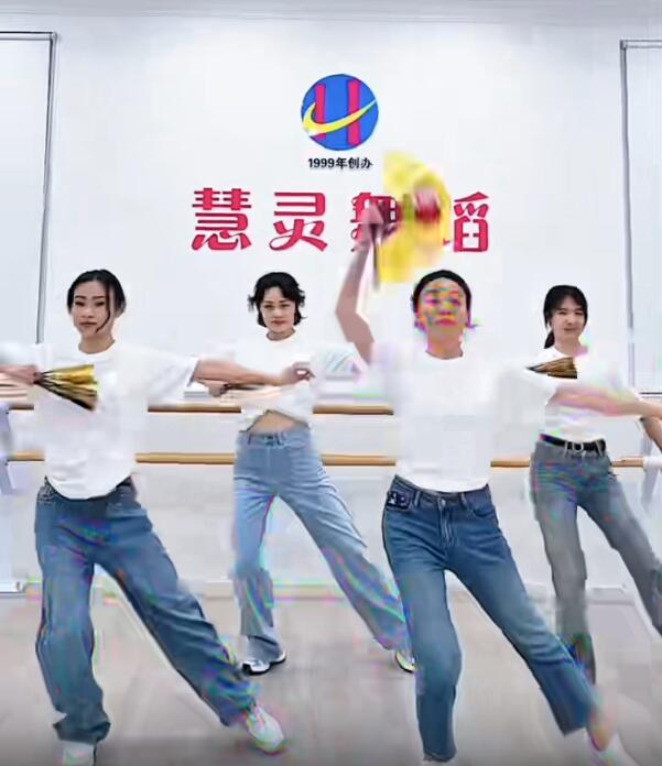 舞蹈日常排练欣赏